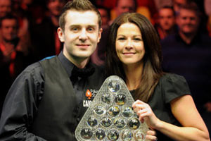 前所未有的 前所未有的