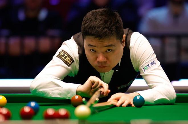 个小组竞争 个小组竞争