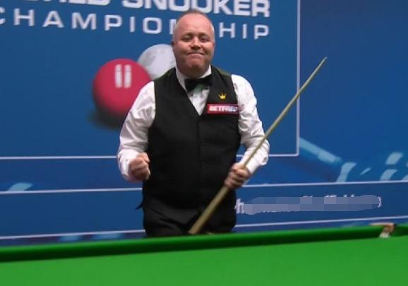 联赛中紧追 联赛中紧追